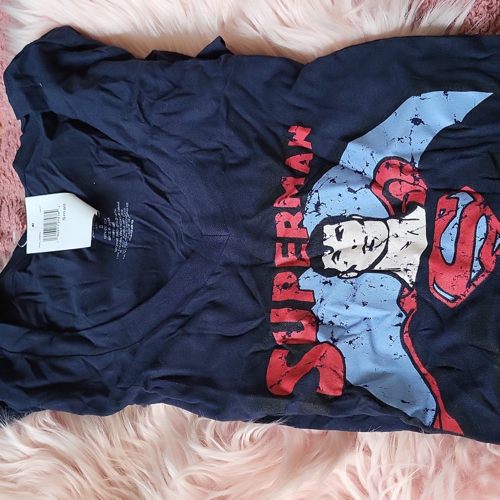 Brand New D.C. COMICS Ladies T-Shirt-S
